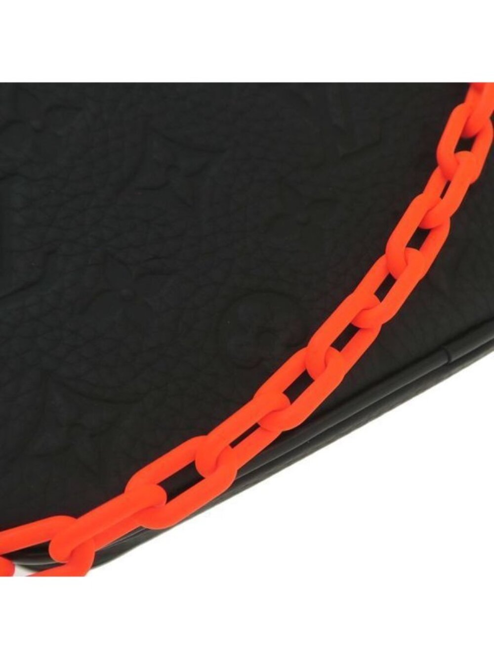 Louis Vuitton Taurillon Pochette Volga Pouch - Picture 5 of 9